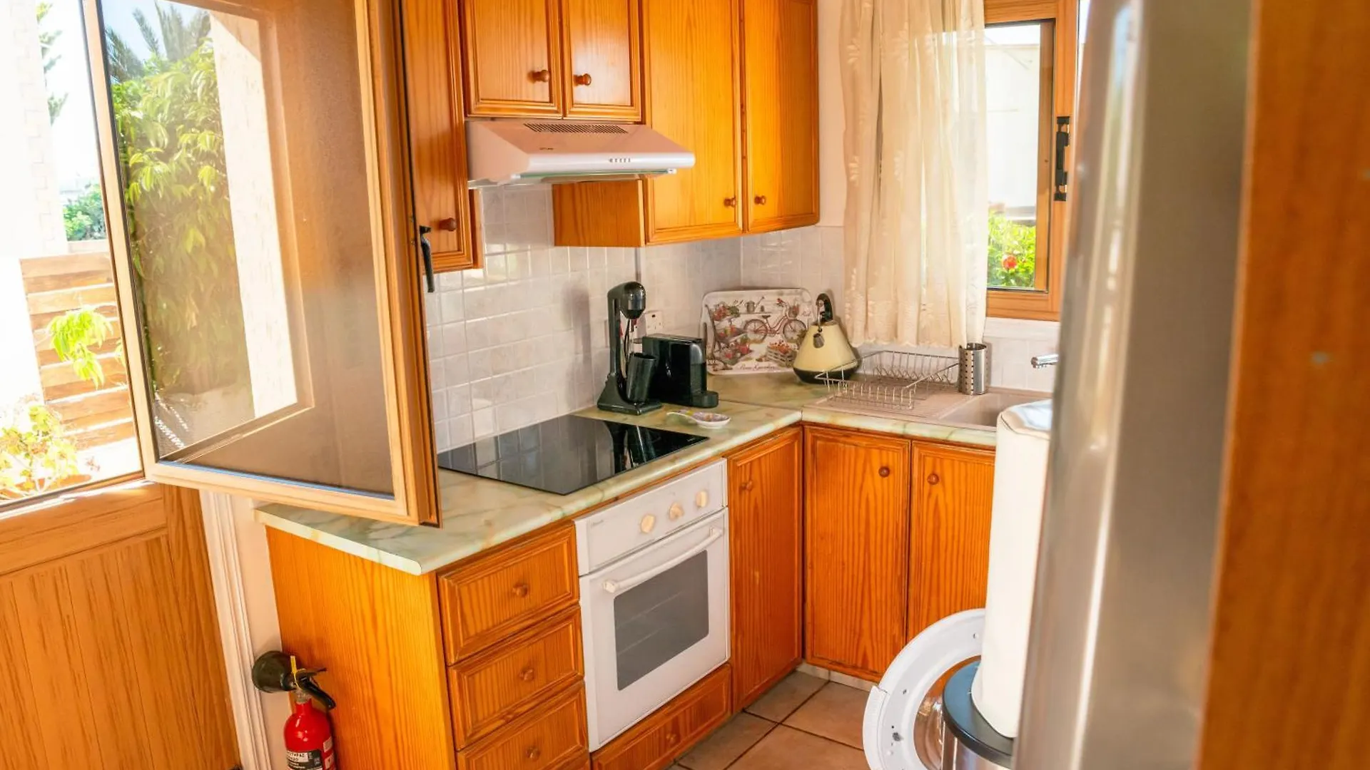Tropical Villa Ayia Napa