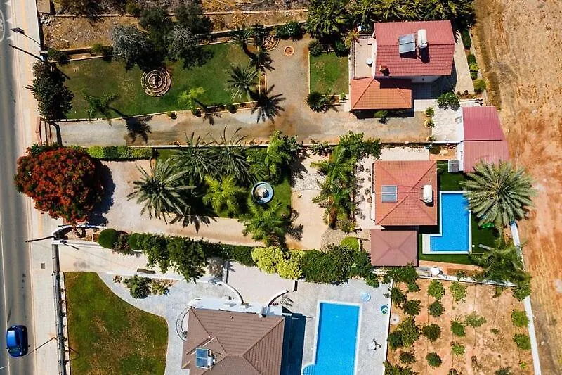 Tropical Villa Ajia Napa