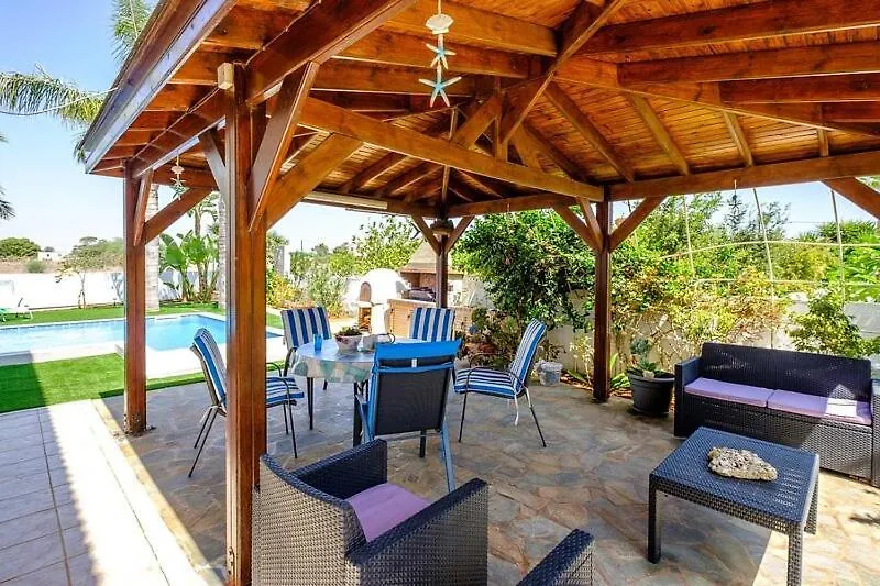 Tropical Villa Ajia Napa