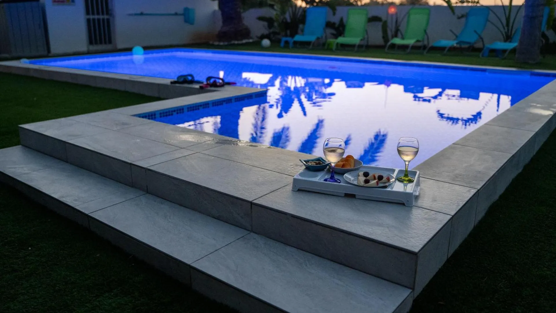 Tropical Villa Ajia Napa