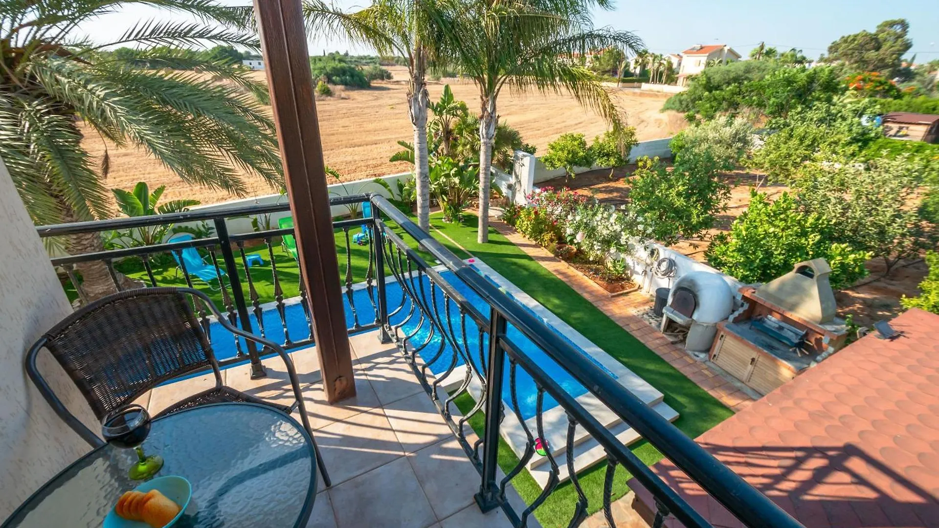 Tropical Villa Ajia Napa